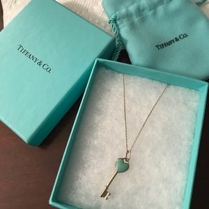 Aunthentic Pre Owned Tiffany & co Necklace